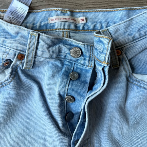 Levi's Light Blue Women's Jeans - Picture 2 of 4